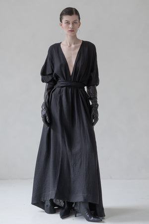 TIE WRAP DRESS V NECK WITH TRAIL (BLACK)