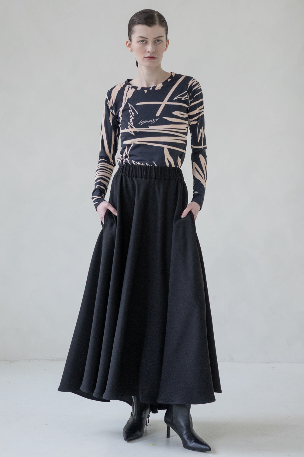 A-LINE SKIRT (BLACK)