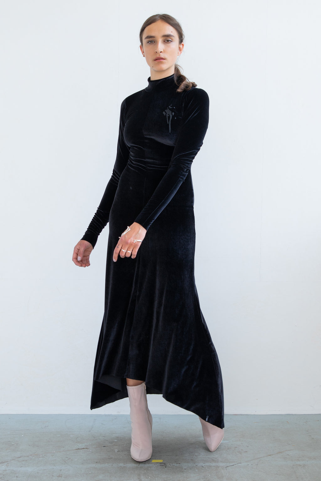 VELVET DRESS VAMP - BLACK