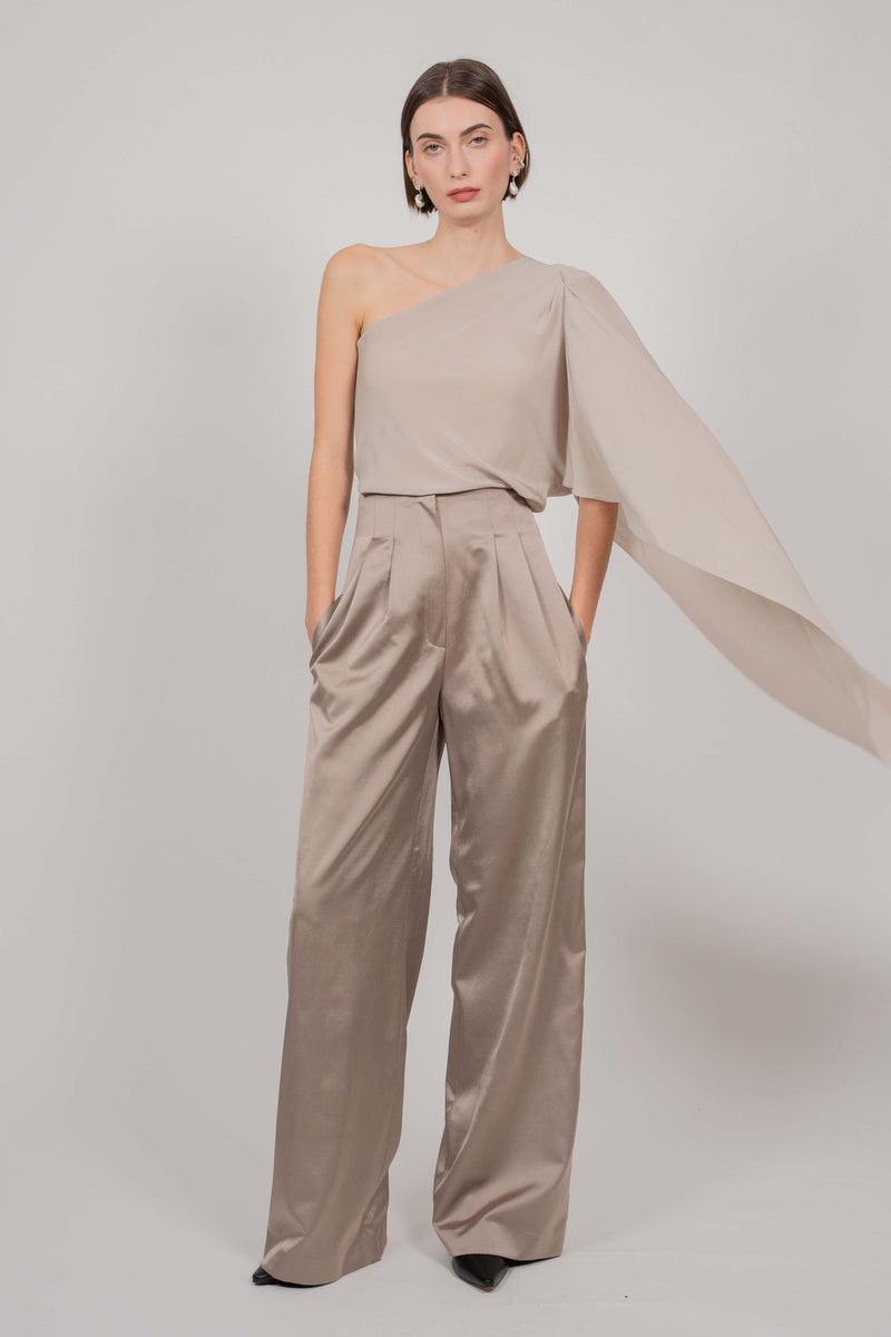 ASYMMETRIC SILK TOP ONE SLEEVE