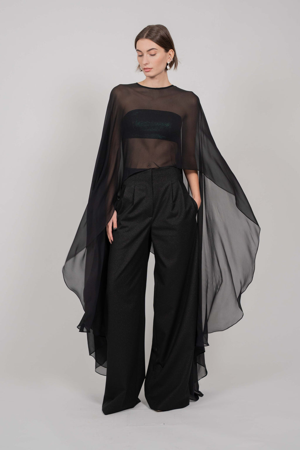 SILK CAPE (BLACK)