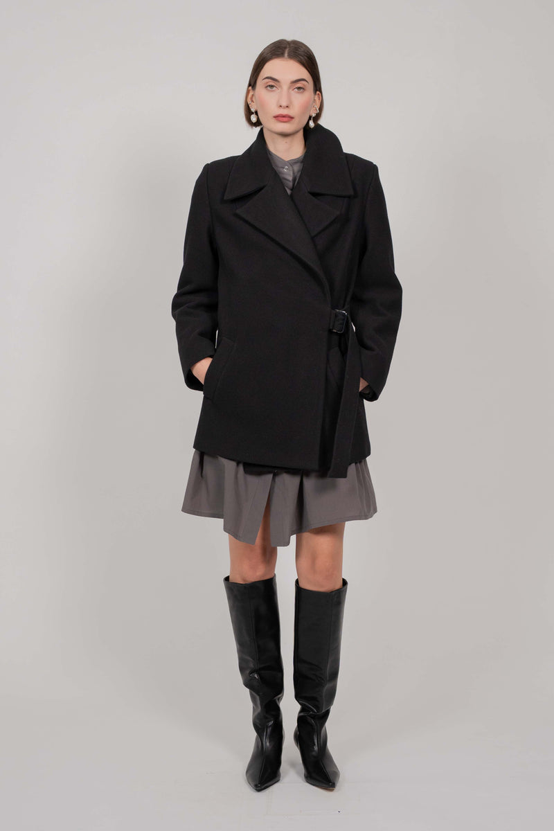 SHORT COAT BLACK