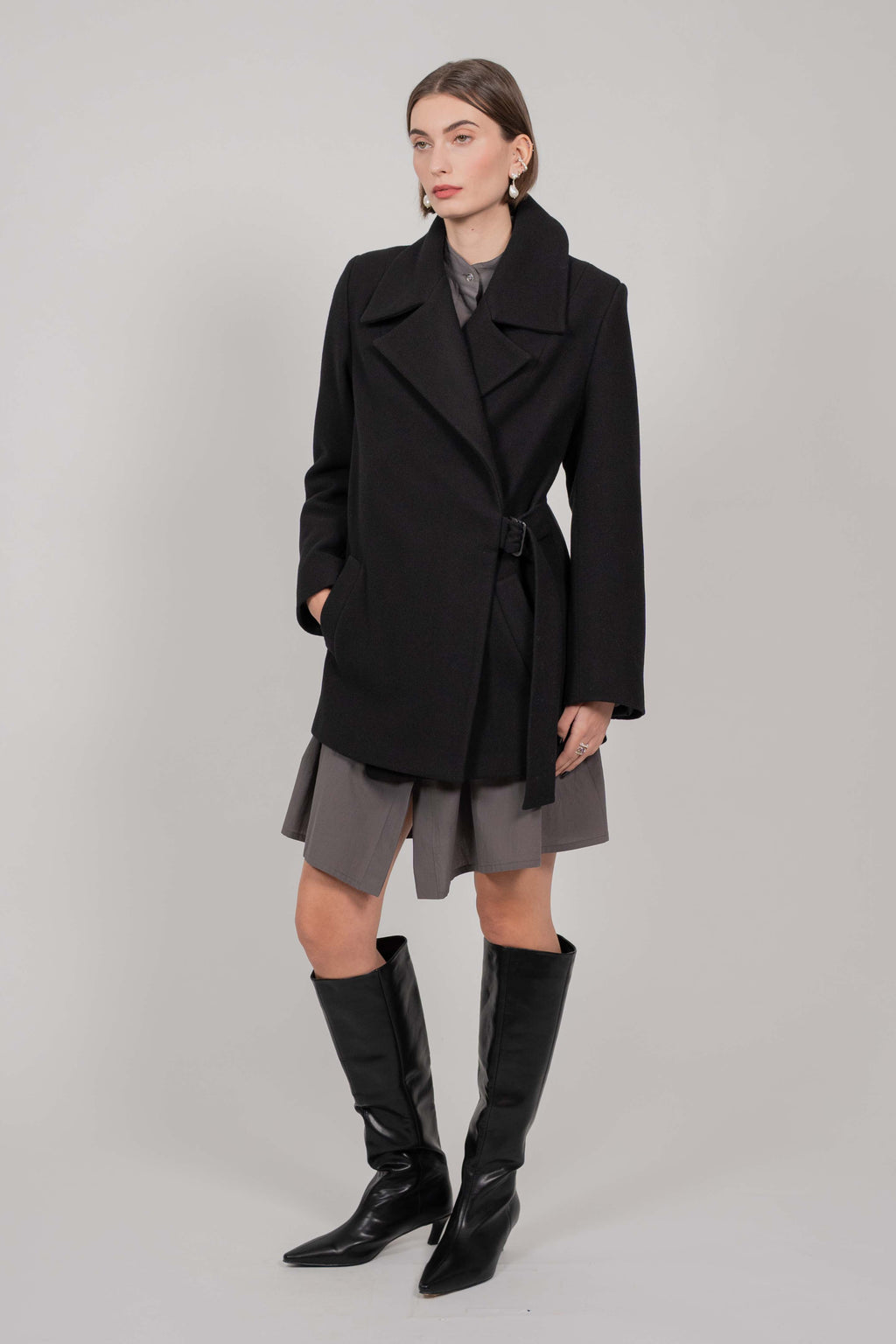 SHORT COAT BLACK