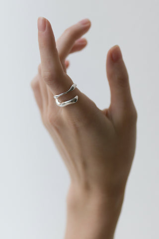 CLOUDS WIDE RING - SILVER