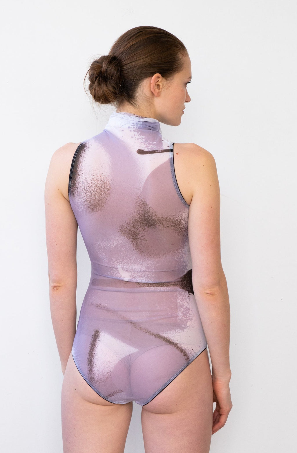 Leeda: bodysuit - SLEEVELESS BODYSUIT IN B&W